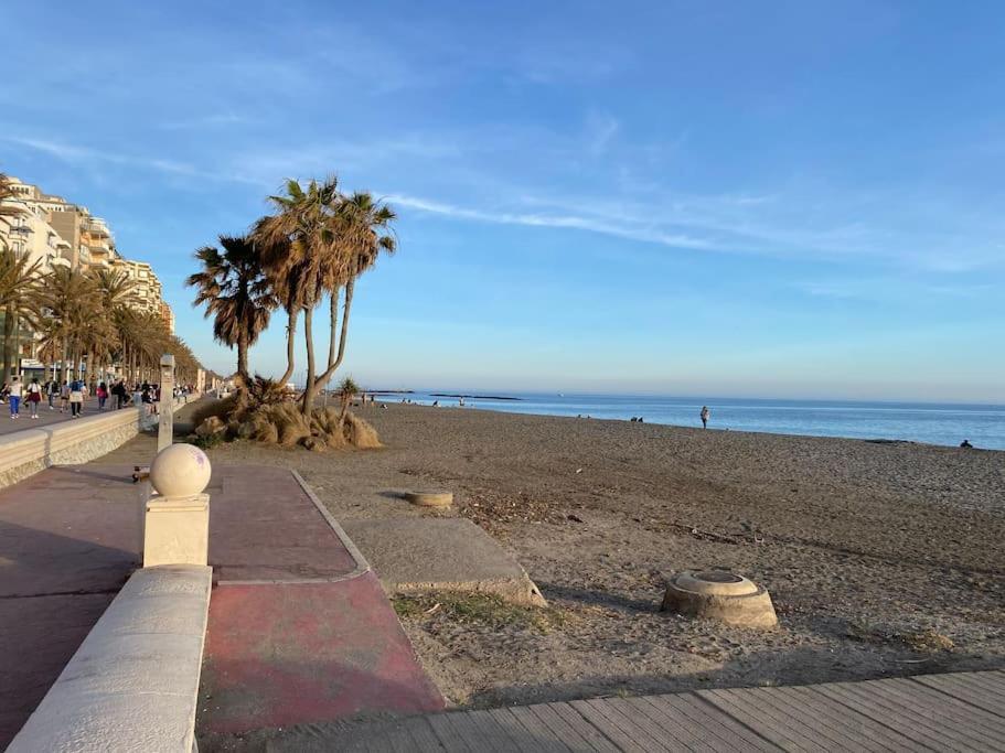 Casa Del Mar Luxury. Primera Linea De Playa Almería Dış mekan fotoğraf