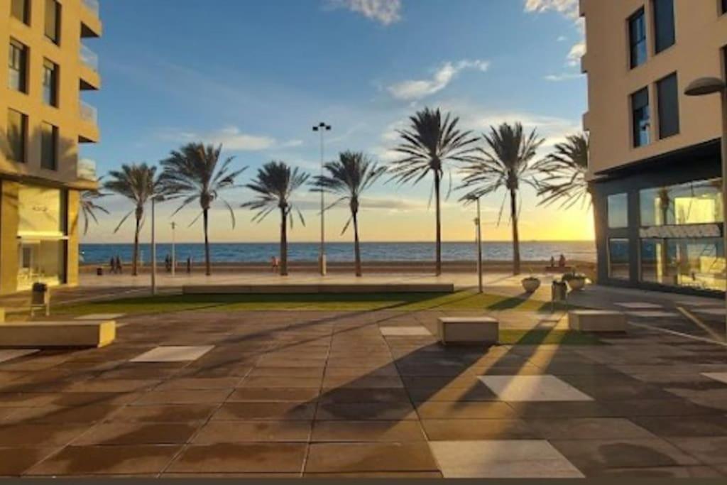 Casa Del Mar Luxury. Primera Linea De Playa Almería Dış mekan fotoğraf