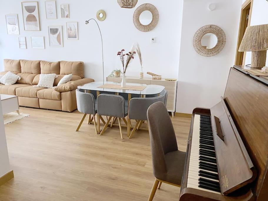 Casa Del Mar Luxury. Primera Linea De Playa Almería Dış mekan fotoğraf